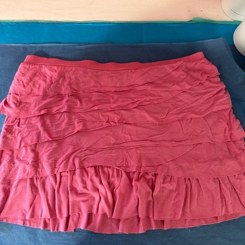 Guess mini skirt